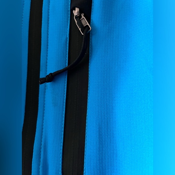 Large fitted jacket - Picture 4 of 6